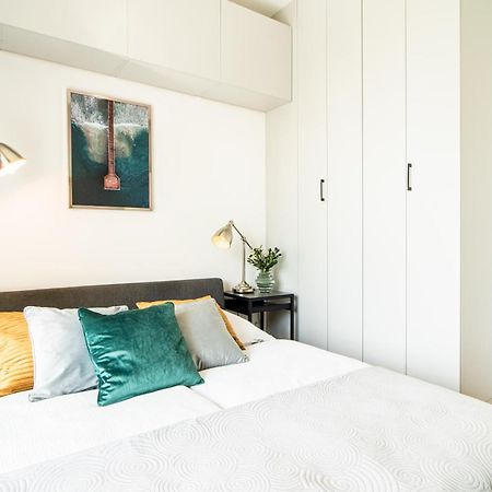 Apartamentysnu, Wola Premium II Z Parkingiem ワルシャワ エクステリア 写真